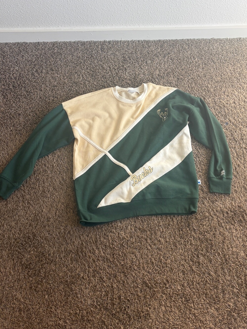 STARTER Green and Cream Milwaukee Bucks